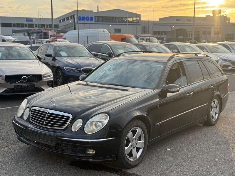 Gebraucht Mercedes E320 Avantgarde 204 PS (150 kW) 2005 Limousine