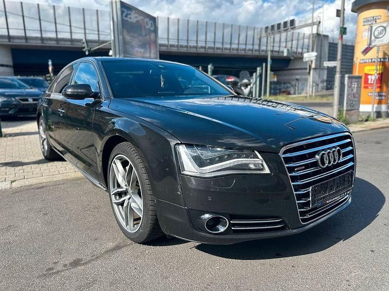 Schwarz Gebraucht 2011 Audi A8 Ambiente Limousine | 16.900 € (Fairer Preis) - Bild 1/4