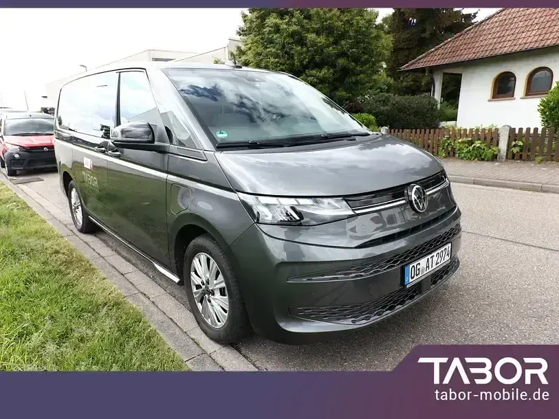 Używany VW Multivan Life 218 KM (160 kW) 2022 Szary Minivan