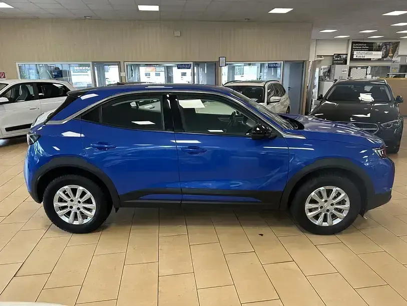 Gebraucht Opel Mokka-e Edition 100 kW (136 PS) 2022 Perl blau/voltaik blau SUV