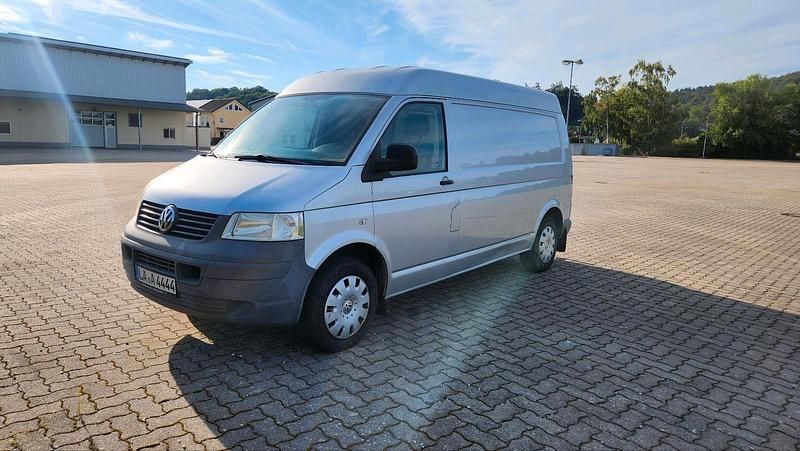 Silber Gebraucht 2009 VW T5 Van | 8.500 € (Guter Preis) - Bild 1/4