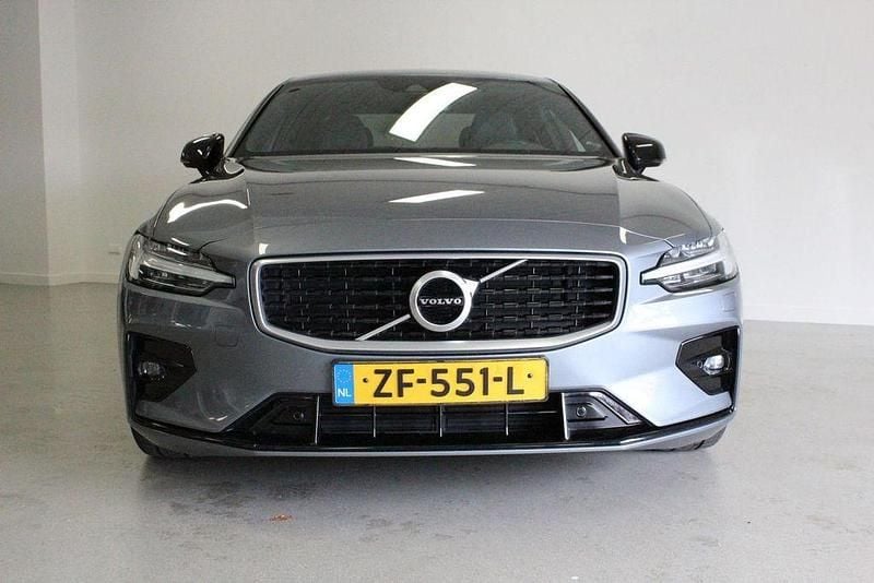 Second-hand Volvo S60 252 CP (185 kW) 2019 Gri Berlinǎ