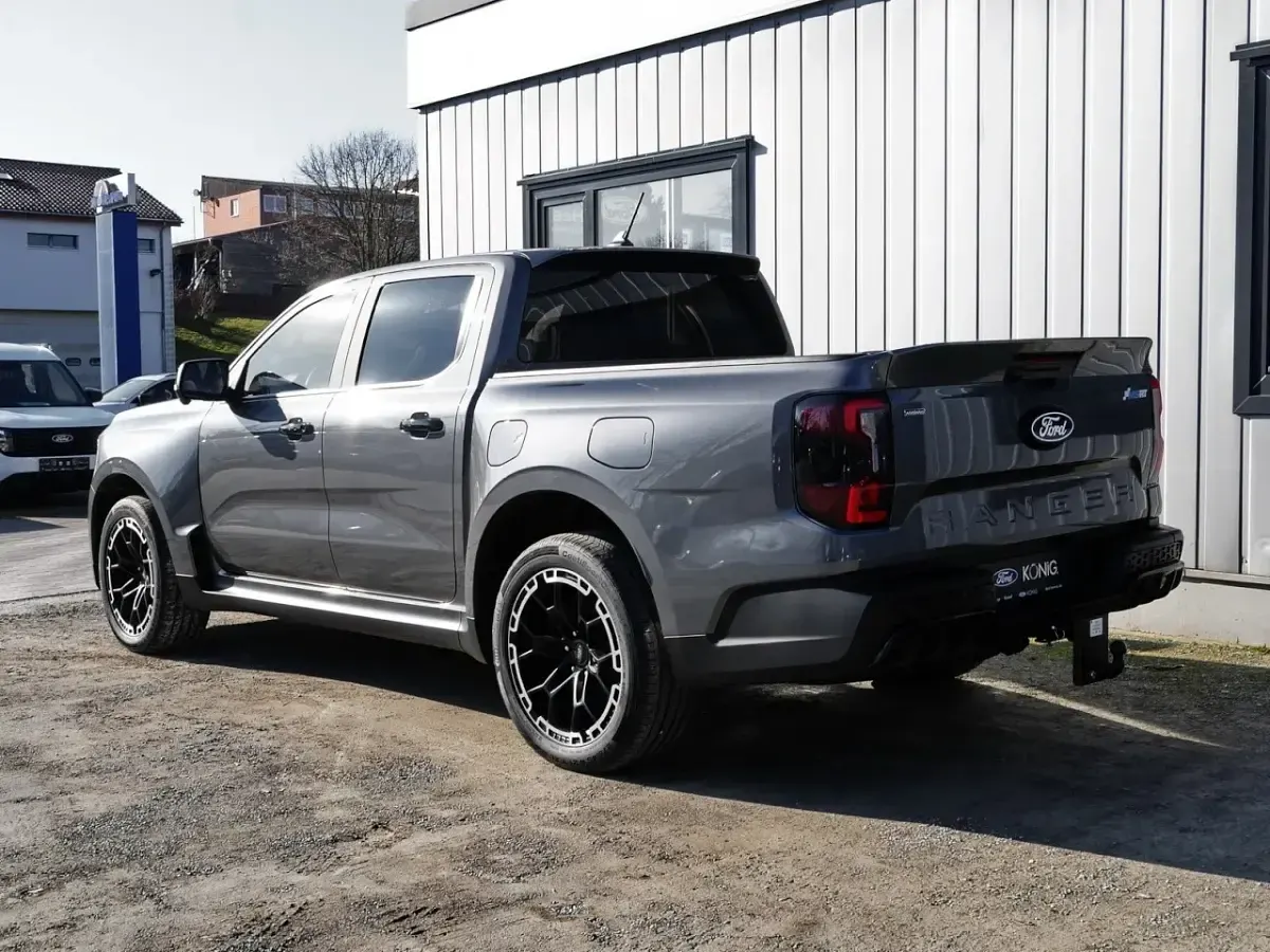 Neu Ford Ranger 281 PS (206 kW) 2026 Grau Pickup