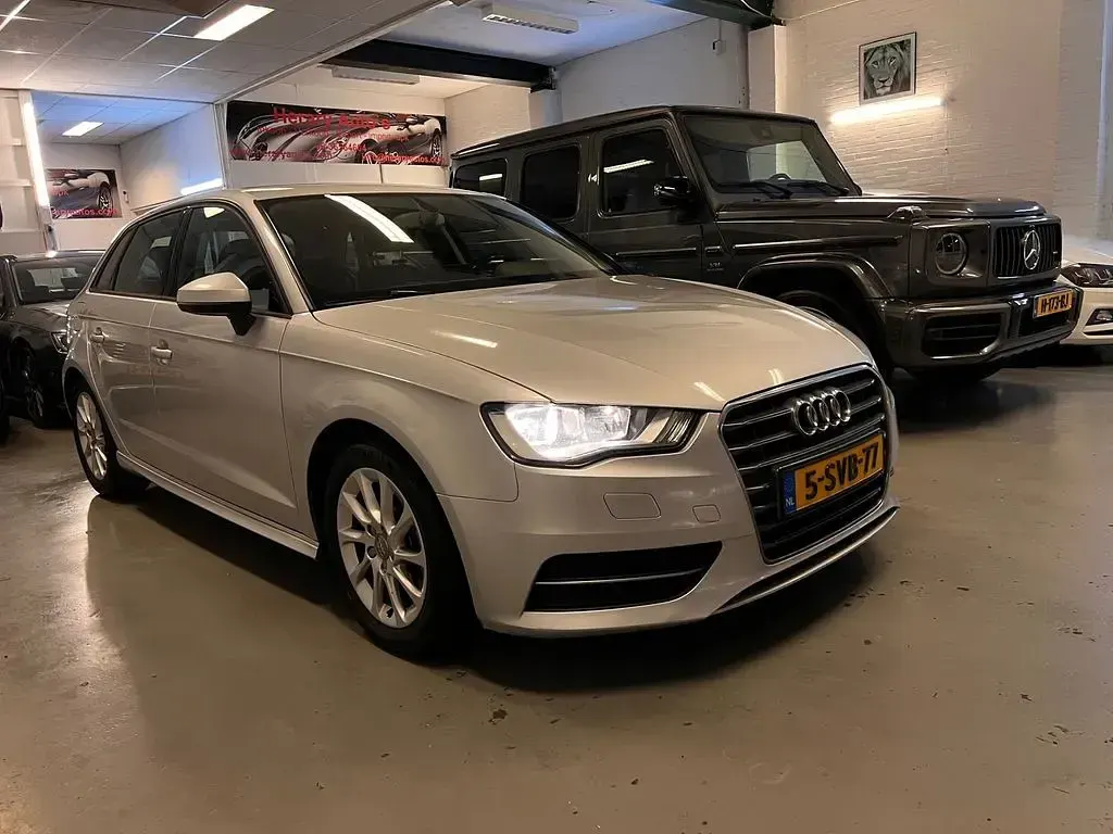 Second-hand Audi A3 Performance 110 CP (80 kW) 2013 Gri Berlinǎ