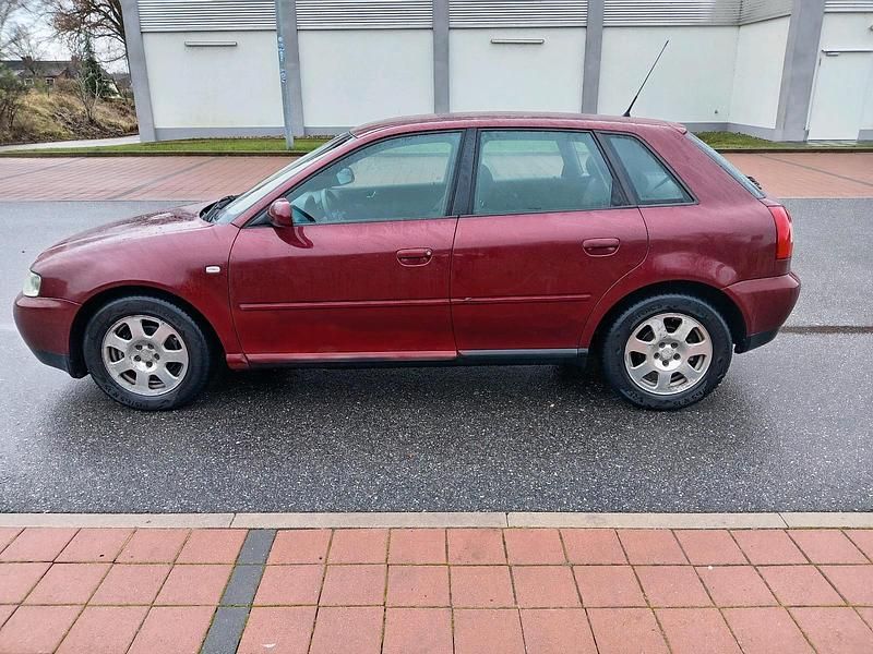 Brugt Audi A3 102 HK (75 kW) 2000 Rød Hatchback