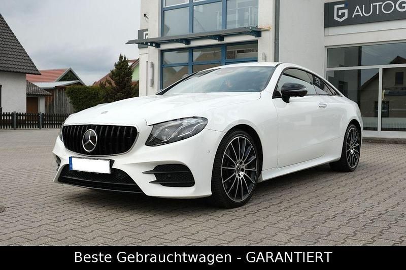 Gebraucht Mercedes E350 AMG 258 PS (189 kW) 2018 Weiß Coupé