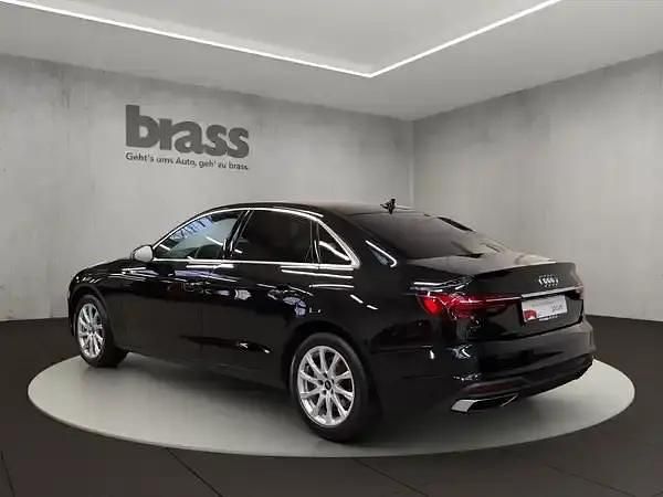 Gebraucht Audi A4 Ambiente 136 PS (100 kW) 2024 Mythosschwarz metallic Limousine