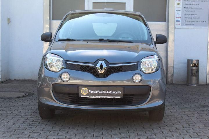 Grau Gebraucht 2017 Renault Twingo Life Kleinwagen | 9.400 € (Fairer Preis) - Bild 1/4