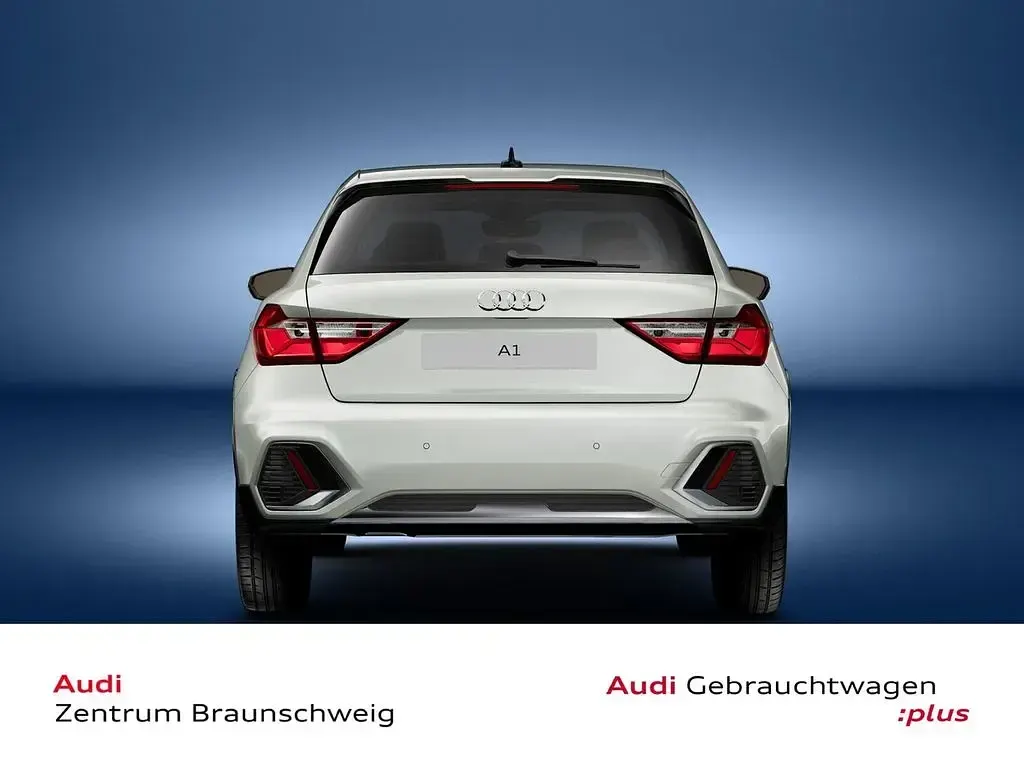 Gebraucht Audi A1 Sport 116 PS (85 kW) 2025 Tausilber metallic SUV