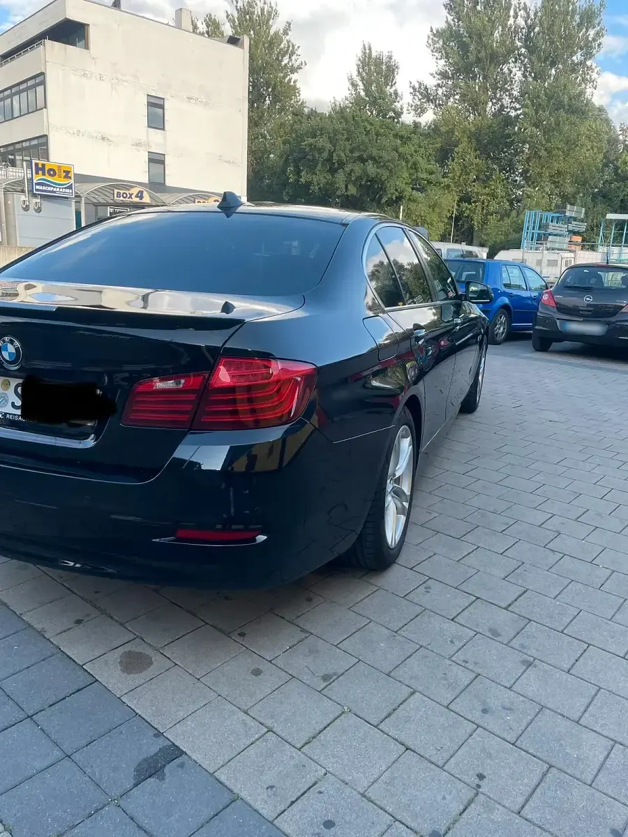 Gebraucht BMW 520 184 PS (135 kW) 2013 Schwarz Limousine