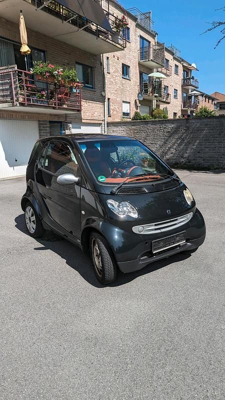 Schwarz Gebraucht 2004 Smart ForTwo Coupé Kleinwagen | 1.000 € (Guter Preis) - Bild 1/4