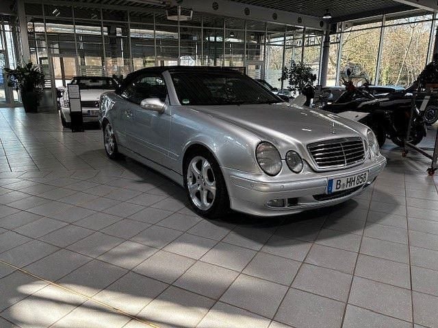 Gebraucht Mercedes CLK230 Elegance 197 PS (144 kW) 2002 Silber Cabrio