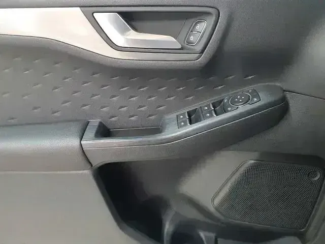 Second-hand Ford Kuga Titanium 190 CP (139 kW) 2021 Albastru SUV