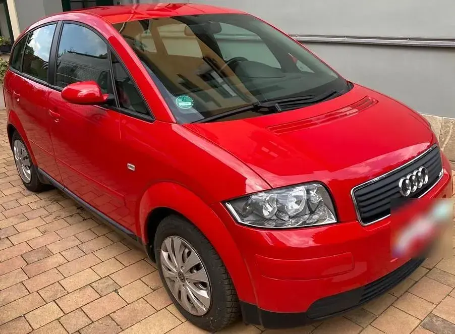 Gebraucht Audi A2 61 PS (44 kW) 2004 Rot Kleinwagen