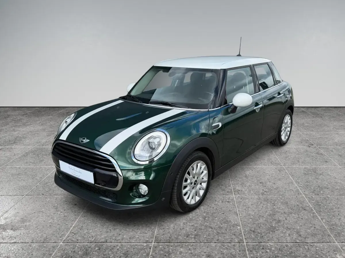 Używany Mini Cooper Chili 136 KM (100 kW) 2016 Zielony Hatchback