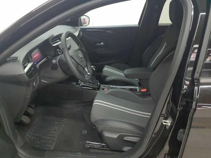Gebraucht Opel Corsa 101 PS (74 kW) 2024 Karbon schwarz metallic Kleinwagen