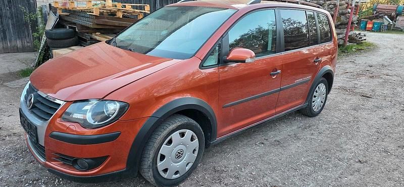 Gebraucht VW Touran Cross 140 PS (102 kW) 2007 Orange Van / Kleinbus