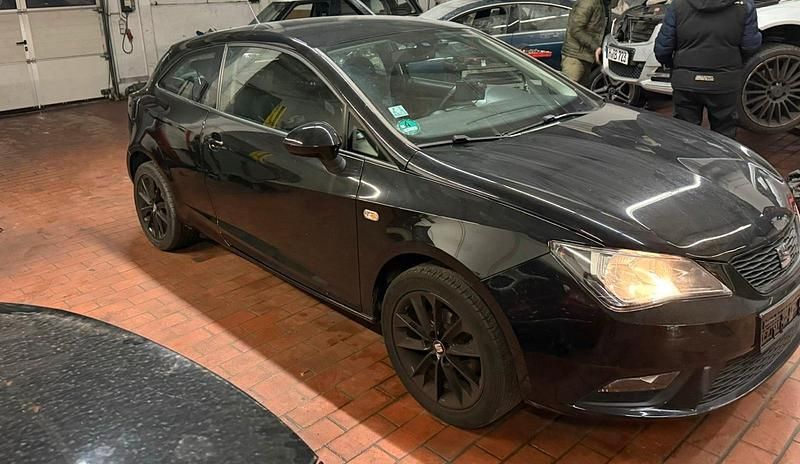 Schwarz Gebraucht 2015 Seat Ibiza Kleinwagen | 6.999 € (Fairer Preis) - Bild 1/4