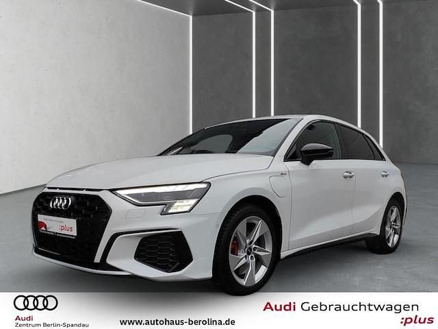 Gebraucht Audi A3 Sportback e-tron S-Line 245 PS (180 kW) 2023 Gletscherweiß metallic Kleinwagen