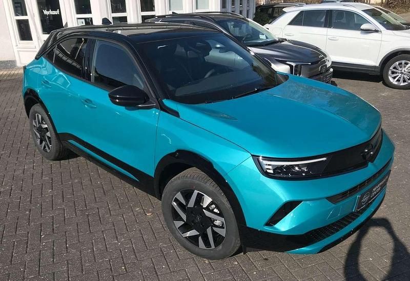 Neu Opel Mokka 145 PS (106 kW) 2026 Grün SUV