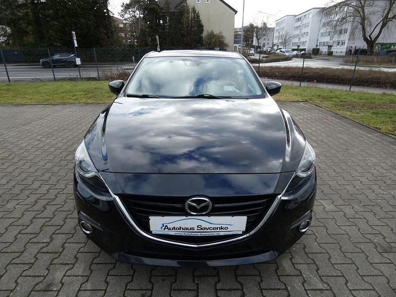 Gebraucht Mazda 3 Sports-Line 105 PS (77 kW) 2016 Schwarz Limousine