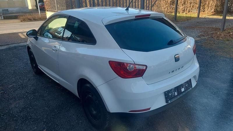 Gebraucht Seat Ibiza SC Stylance 70 PS (51 kW) 2009 Weiß Kleinwagen