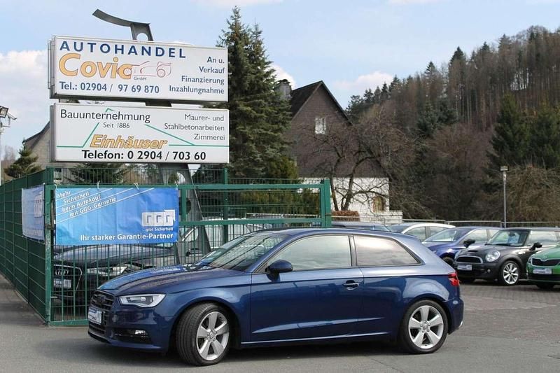 Blau Gebraucht 2013 Audi A3 S-Line Limousine | 9.495 € (Fairer Preis) - Bild 1/4