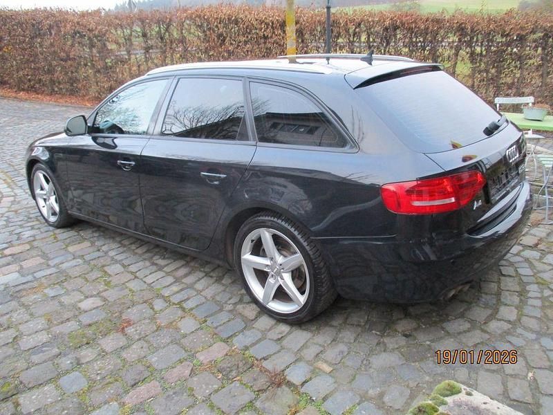 Gebraucht Audi A4 Ambition 143 PS (105 kW) 2008 Schwarz Kombi