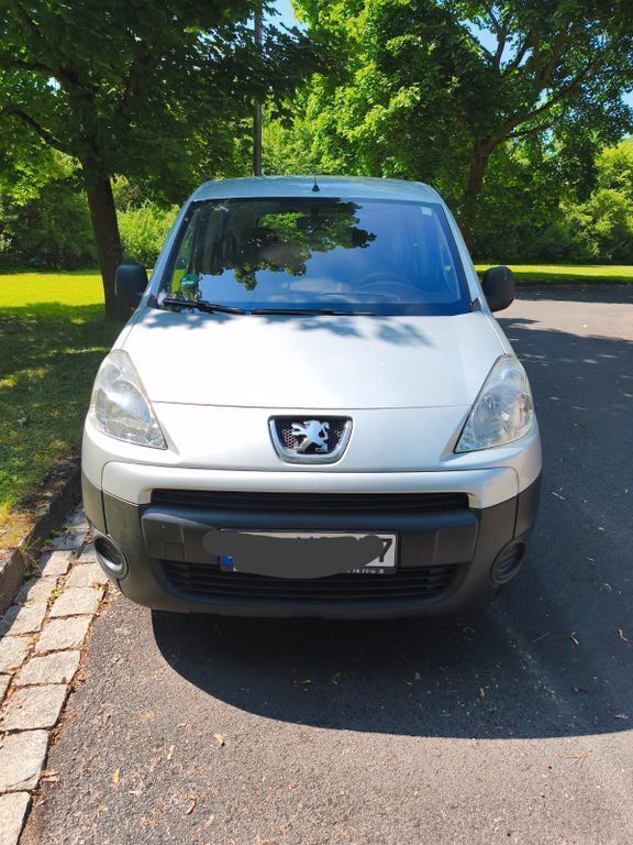 Silber Gebraucht 2008 Peugeot Partner Tepee Van / Kleinbus | 2.650 € (Fairer Preis) - Bild 1/4