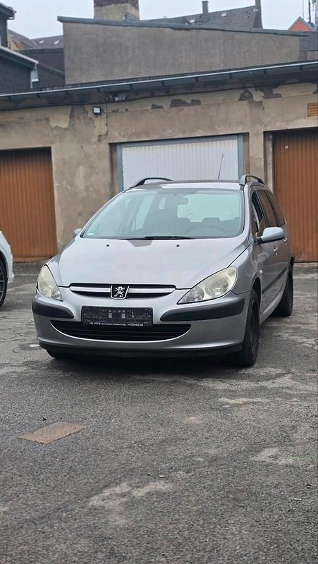Grau Gebraucht 2005 Peugeot 307 Kombi | 1.200 € (Fairer Preis) - Bild 1/4