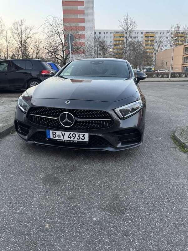Grau Gebraucht 2018 Mercedes CLS450 Edition 1 Limousine | 41.999 € (Fairer Preis) - Bild 1/4