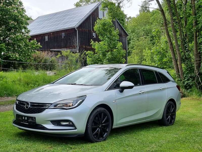 Argon silber/ice silver (m2) Gebraucht 2017 Opel Astra Dynamic Kombi | 6.989 € (Fairer Preis) - Bild 1/4