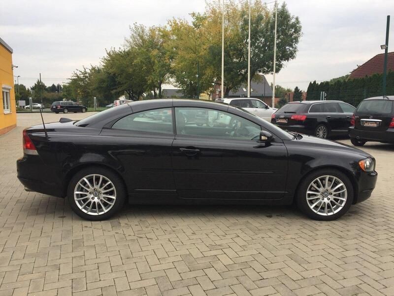 Schwarz Gebraucht 2006 Volvo C70 Cabrio | 5.000 € - Bild 1/4