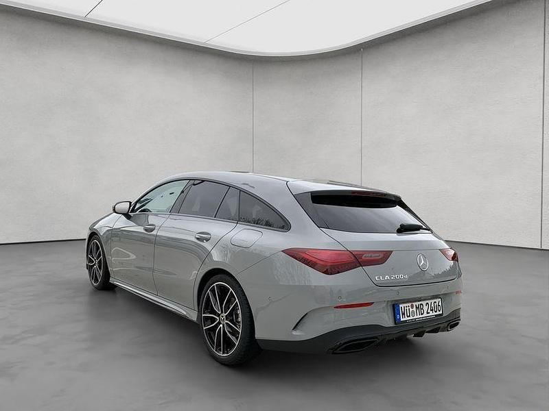 Gebraucht Mercedes CLA200 Shooting Brake AMG 150 PS (110 kW) 2025 Grau Kombi