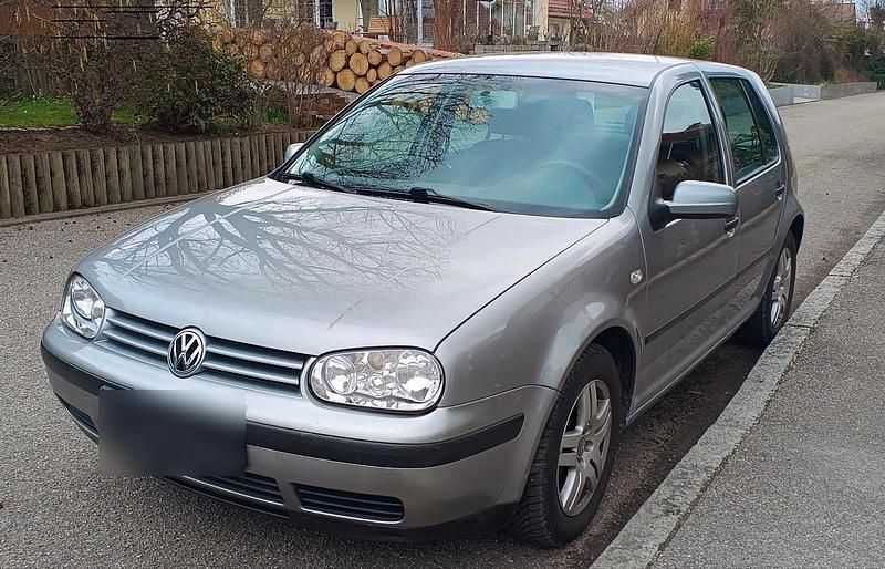 Usata VW Golf IV 75 CV (55 kW) 2002 Grigio Berlina