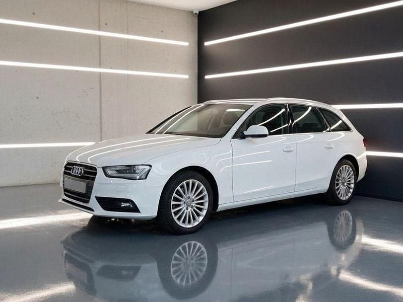 Gebraucht Audi A4 Attraction 150 PS (110 kW) 2016 Weiß Kombi