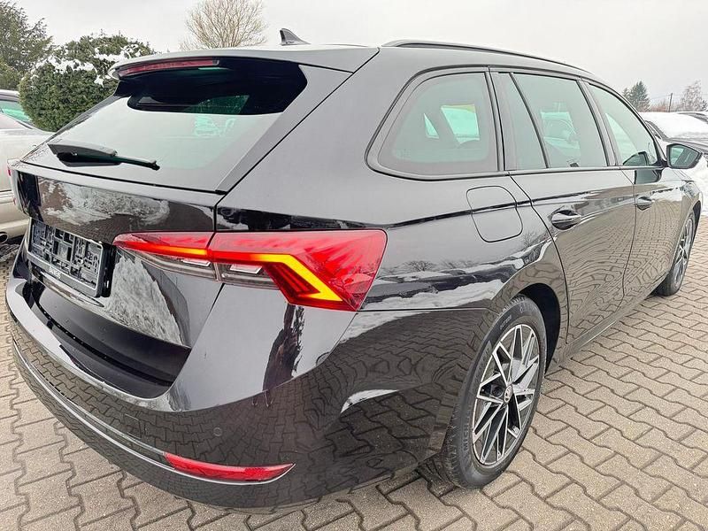 Gebraucht Skoda Octavia Style 116 PS (85 kW) 2021 Schwarz Limousine
