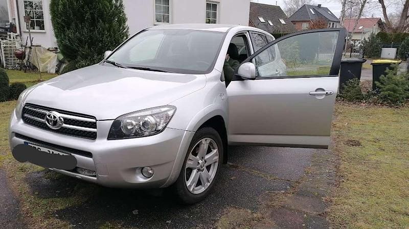 Gebraucht Toyota RAV4 177 PS (130 kW) 2008 Silber SUV