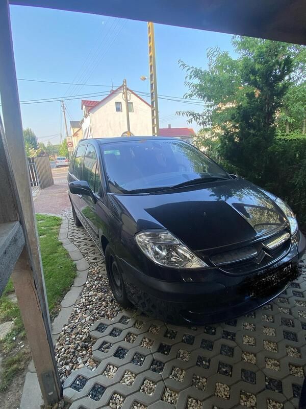 Grau Gebraucht 2005 Citroën C8 Van / Kleinbus | 2.600 € - Bild 1/4