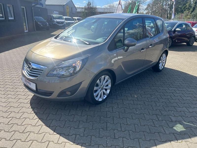 Braun Gebraucht 2011 Opel Meriva Innovation Van / Kleinbus | 6.800 € (Fairer Preis) - Bild 1/4