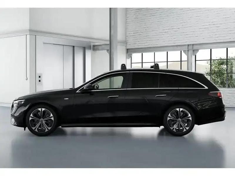 Gebraucht Mercedes E300 204 PS (150 kW) 2025 Schwarz obsidianschwarz metallic Kombi
