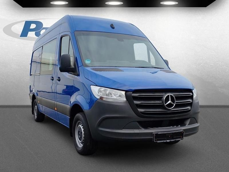 Gebraucht Mercedes Sprinter 163 PS (119 kW) 2020 Blau Van