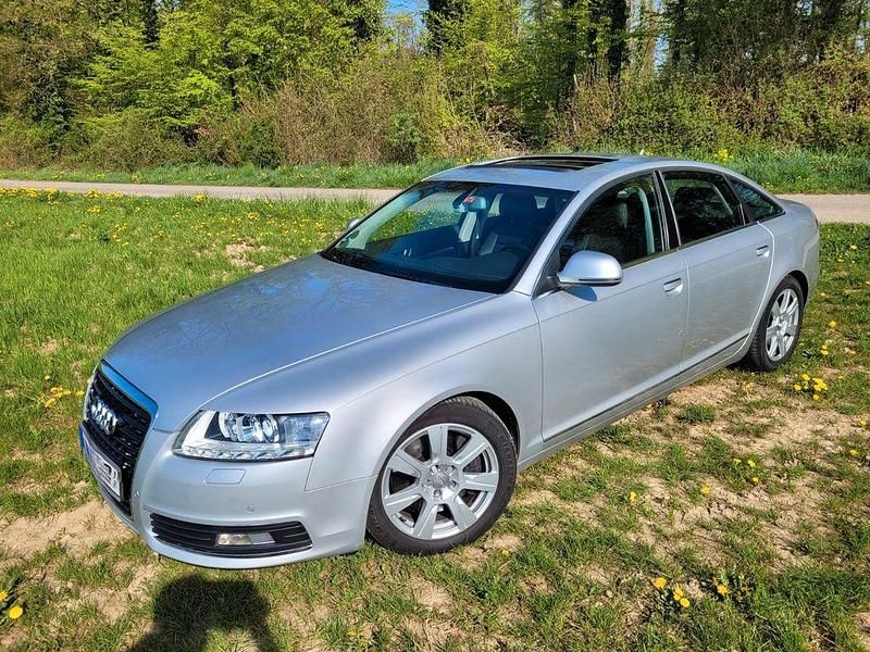Usado Audi A6 Performance 239 HP (175 kW) 2010 Prateado Sedan