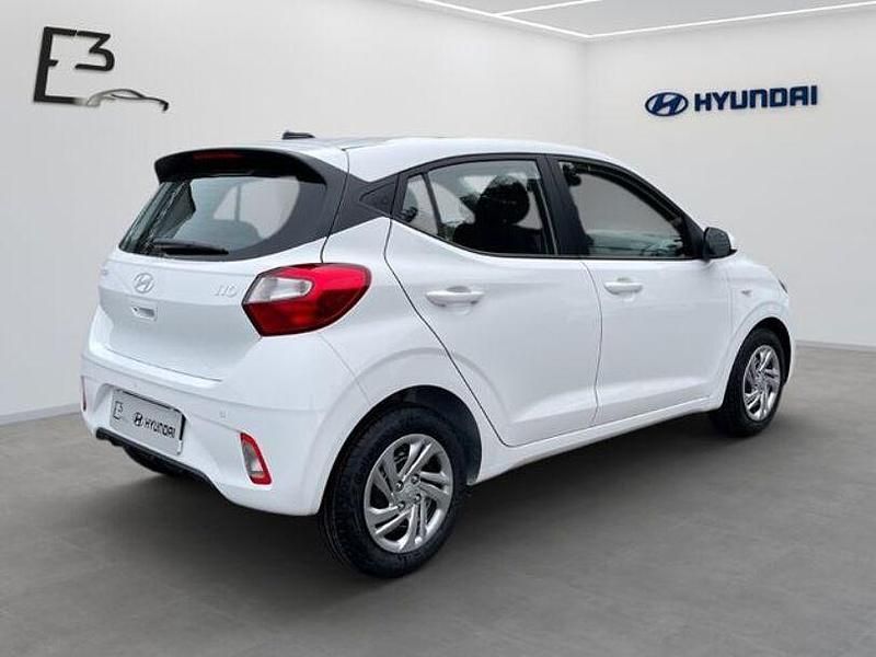Gebraucht Hyundai i10 Select 63 PS (46 kW) 2025 Weiß Kleinwagen