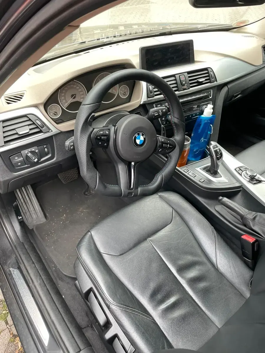 Gebraucht BMW 320 M Sport 184 PS (135 kW) 2013 Grau Limousine