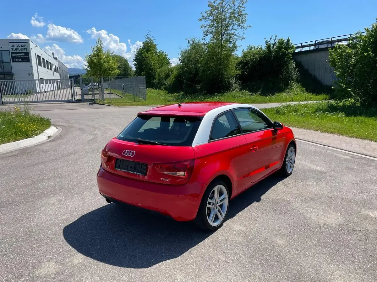 Gebraucht Audi A1 S-Line 86 PS (63 kW) 2012 Rot Kleinwagen