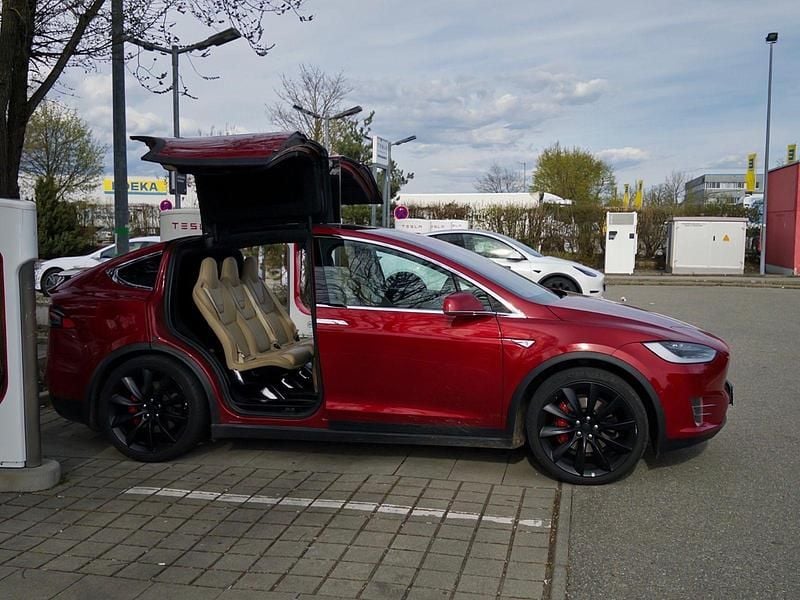 Occasion Tesla Model X 500 kW (680 ch) 2016 Rouge SUV