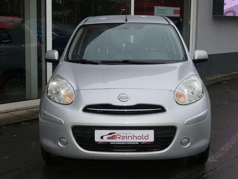 Gebraucht Nissan Micra Acenta 115 PS (84 kW) 2012 Silber Kleinwagen