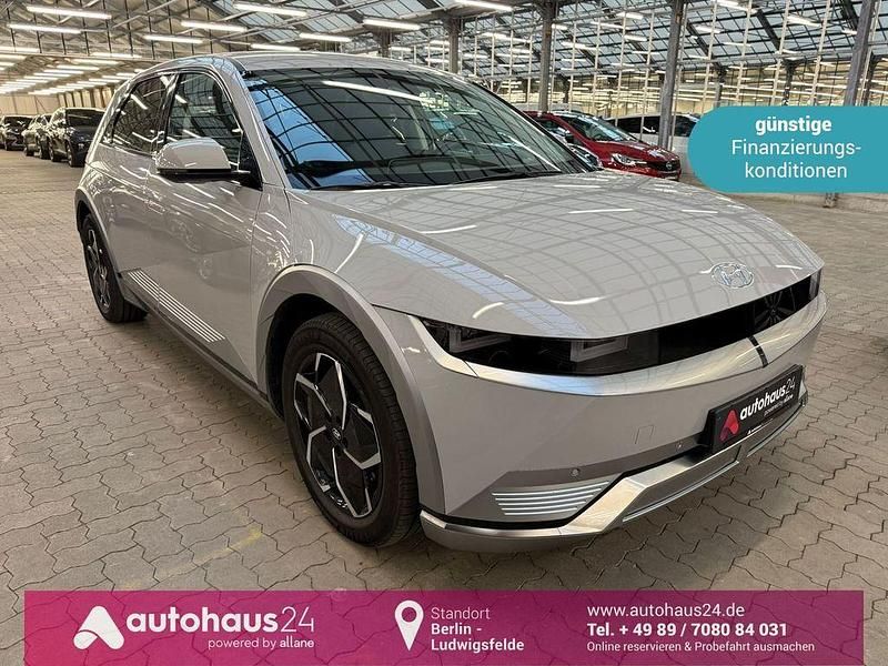 Grau Gebraucht 2022 Hyundai Ioniq Techniq Kleinwagen | 27.990 € (Superpreis) - Bild 1/4