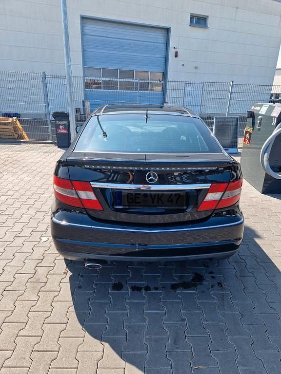 Schwarz Gebraucht 2009 Mercedes CLC200 Kleinwagen | 4.499 € (Fairer Preis) - Bild 1/4